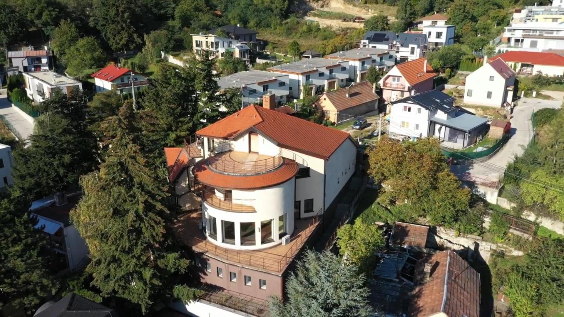 Raca Retreat Villa Buitenkant foto